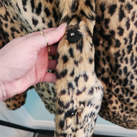 A New Day Leopard Print Faux Fur Coat - Picture 4 of 6